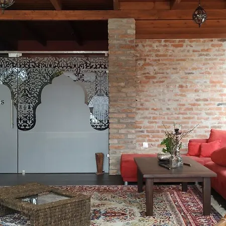 Romantika Panzio Guest house Gyula