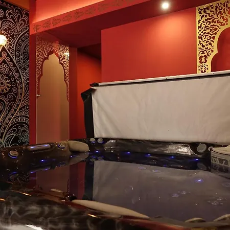 Romantika Panzio بيت ضيافة غيولا