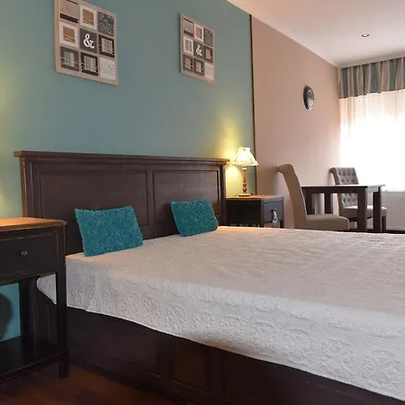 بيت ضيافة Romantika Panzio 3*