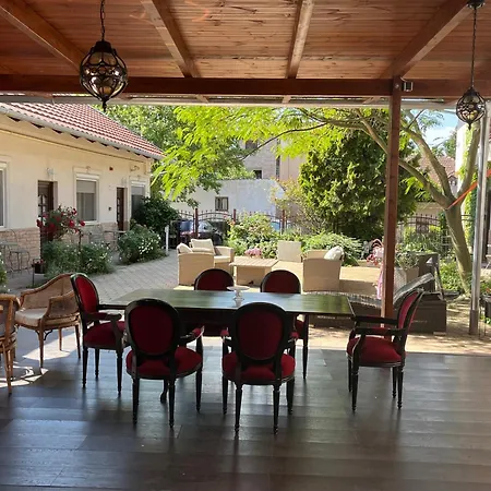 Romantika Panzio Maison d'hôtes 4*