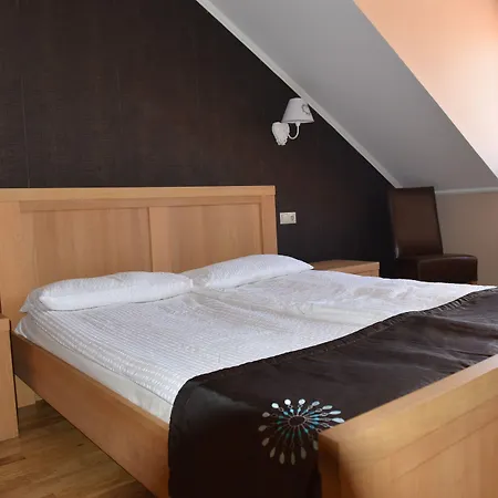 Romantika Panzio Gæstehus