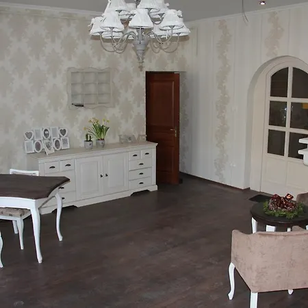Romantika Panzio Guest house 3*