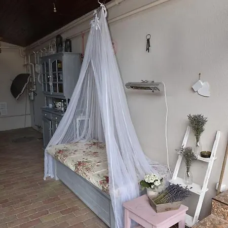 Romantika Panzio Gyula