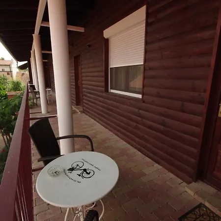 Guest house Romantika Panzio 3*